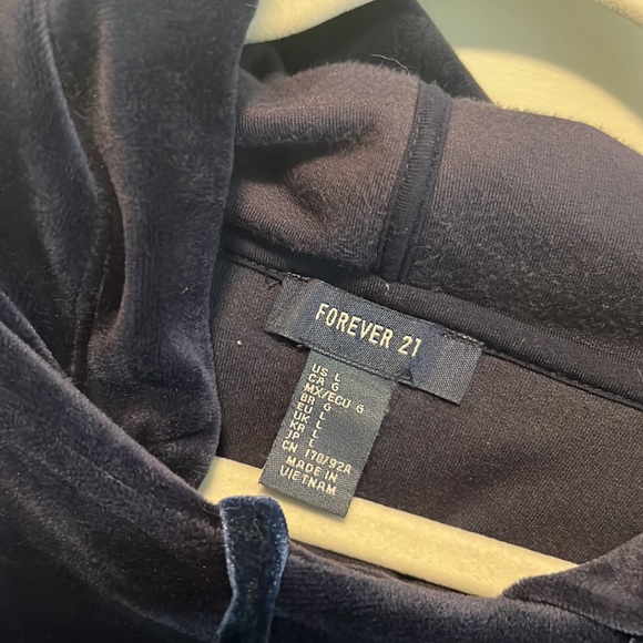 Velour hoodie - Picture 3 of 3